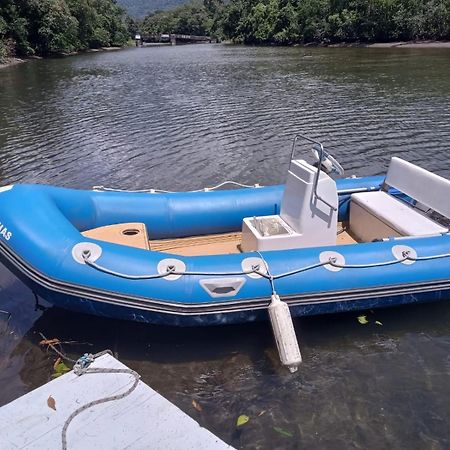 Casa A Beira Do Rio Jaguareguava Na Mata Atlantica Em Bertioga Sp Villa Екстериор снимка