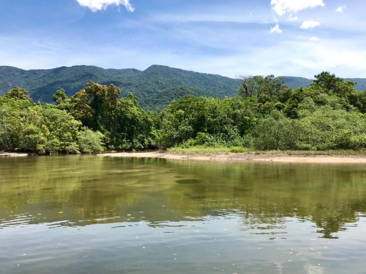 Casa A Beira Do Rio Jaguareguava Na Mata Atlantica Em Bertioga Sp Villa Екстериор снимка