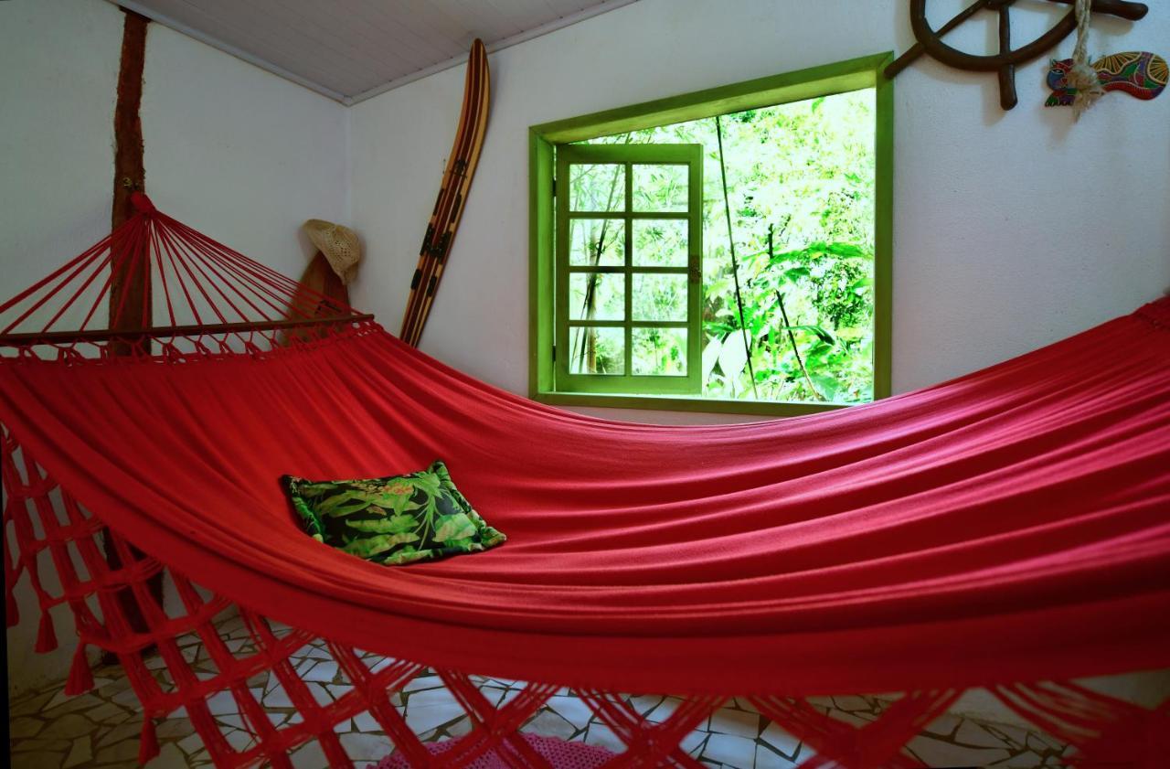 Casa A Beira Do Rio Jaguareguava Na Mata Atlantica Em Bertioga Sp Villa Екстериор снимка