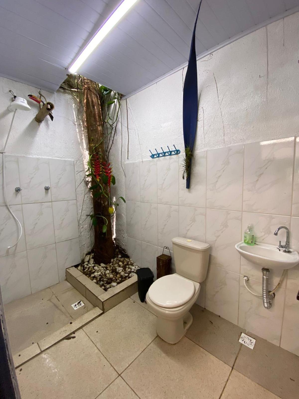 Casa A Beira Do Rio Jaguareguava Na Mata Atlantica Em Bertioga Sp Villa Екстериор снимка